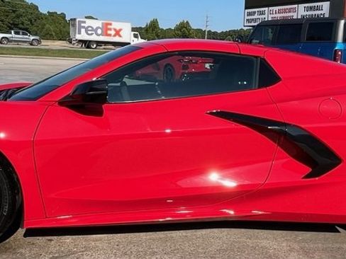 Used 2024 Chevrolet Corvette Stingray Convertible w/ Z51 Performance Package image 7