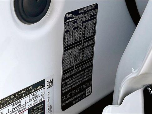 New 2026 Jaguar F-PACE R-Dynamic S image 8