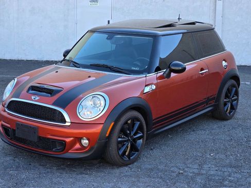 Used 2011 MINI Cooper S image 6