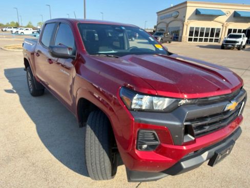 Used 2023 Chevrolet Colorado LT w/ LT Convenience Package RWD image 17