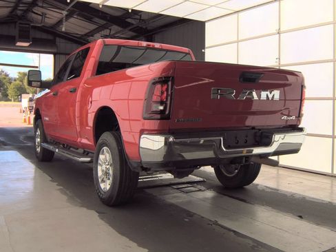 Used 2026 RAM 2500 Big Horn AWD/4WD image 3