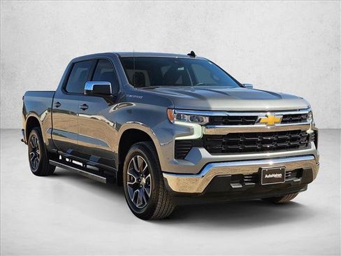 Used 2025 Chevrolet Silverado 1500 LT w/ Protection Package RWD image 3
