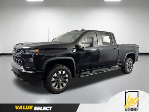 Used 2021 Chevrolet Silverado 2500 Custom w/ Custom Value Package AWD/4WD image 1