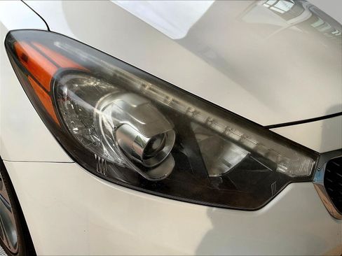 Used 2016 Kia Forte EX w/ EX Premium Package FWD image 28
