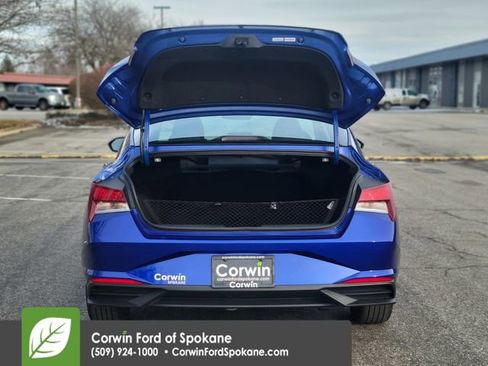 Used 2023 Hyundai Elantra SEL w/ Cargo Package image 16