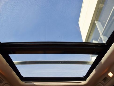 Used 2023 Nissan Pathfinder Platinum w/ Cargo Package image 2