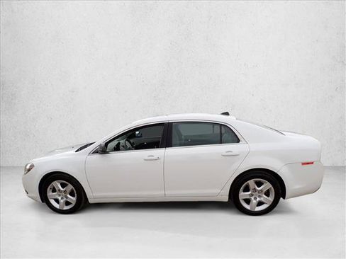 Used 2012 Chevrolet Malibu LS FWD image 2