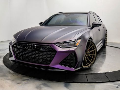 Used 2023 Audi RS 6 w/ Black Optic Package image 5