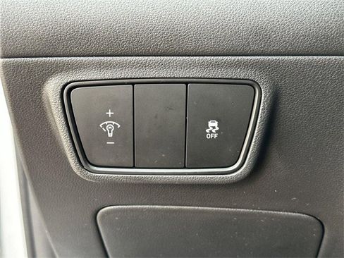 Used 2022 Hyundai Tucson SEL w/ Cargo Package image 16