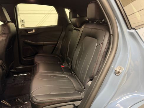 Certified 2025 Ford Escape ST-Line Elite w/ Premium Technology Package AWD/4WD image 11