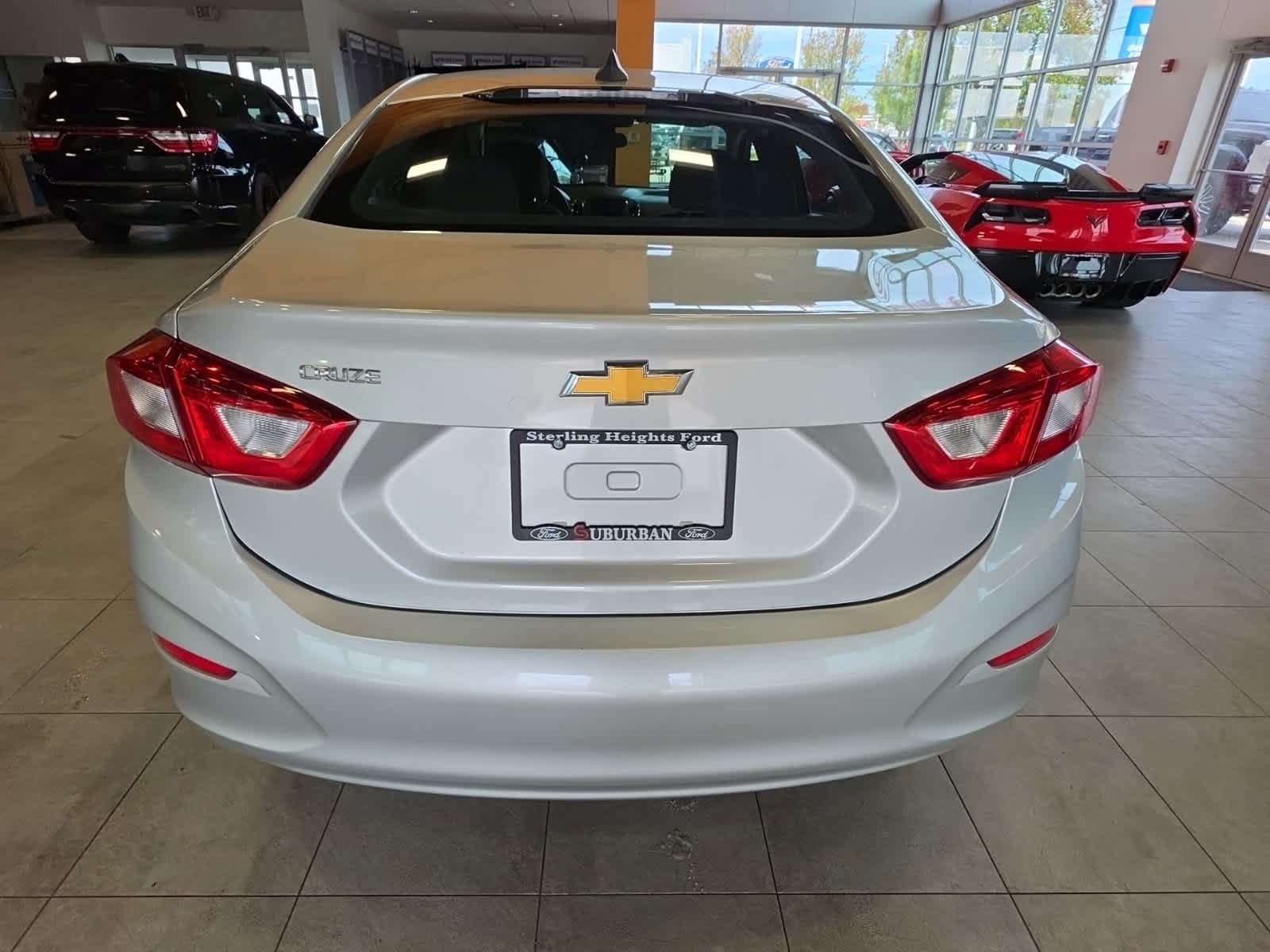 Used 2019 Chevrolet Cruze LS w/ LS Convenience Package FWD image 8