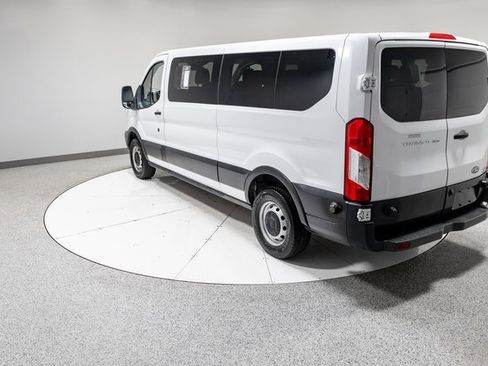 Used 2019 Ford Transit 350 XL image 27