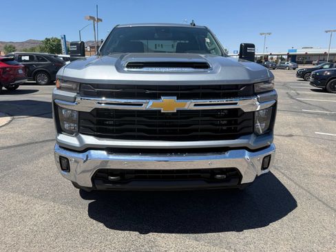 New 2026 Chevrolet Silverado 3500 LT w/ All Star Edition AWD/4WD image 3