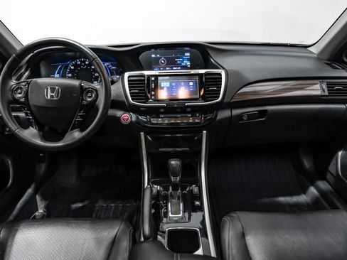 Used 2017 Honda Accord EX-L image 23