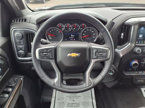 Used 2022 Chevrolet Silverado 1500 LT image 14