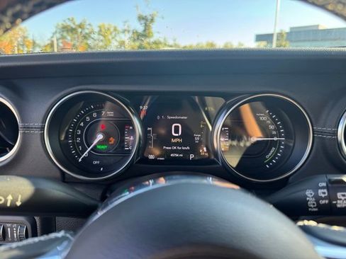 Used 2022 Jeep Wrangler Unlimited Sahara 4xe w/ Cold Weather Group image 13