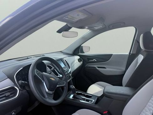 Used 2018 Chevrolet Equinox LS AWD/4WD image 9