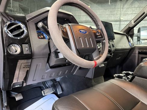 Used 2010 Ford F450 Harley-Davidson AWD/4WD image 27
