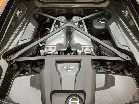 Used 2021 Audi R8 V10 image 19