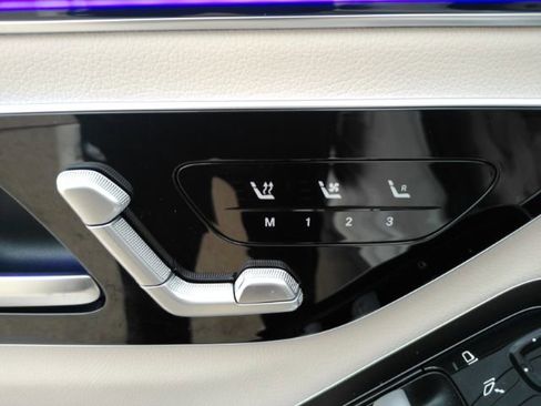Used 2022 Mercedes-Benz S 500 4MATIC image 13
