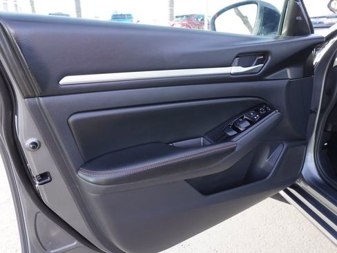 Certified 2024 Nissan Altima 2.5 SR image 14