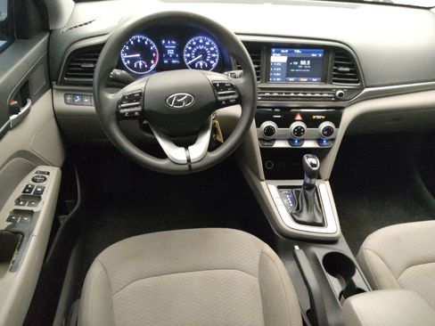 Used 2019 Hyundai Elantra SEL FWD image 22
