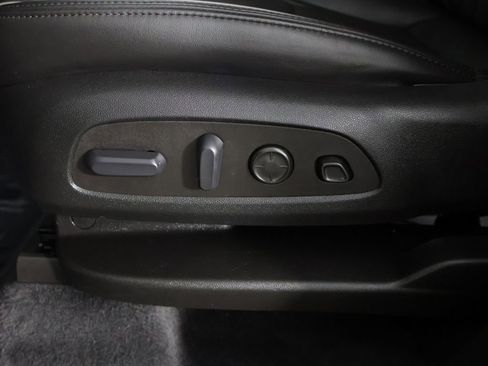 Used 2023 Buick Enclave Avenir w/ Trailering Package, 5000 lbs. AWD/4WD image 46