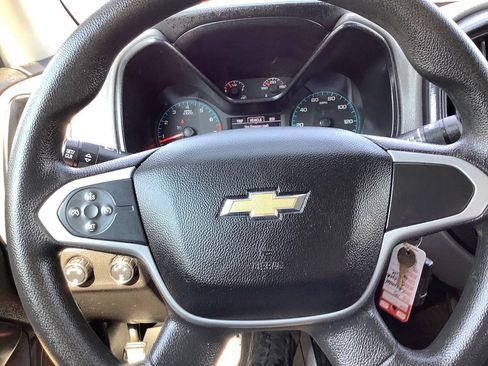 Used 2015 Chevrolet Colorado W/T w/ WT Convenience Package AWD/4WD image 42