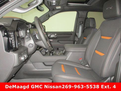New 2026 GMC Sierra 1500 AT4 w/ AT4 Premium Package image 17