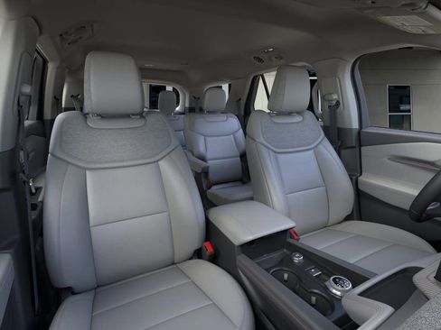 New 2026 Ford Explorer Active w/ Active Comfort Package RWD image 40