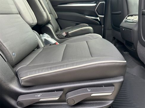 New 2026 Cadillac Escalade Sport w/ Touring Package image 15