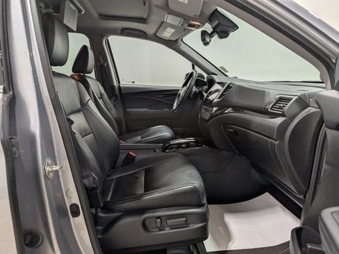 Used 2017 Honda Pilot Elite image 19