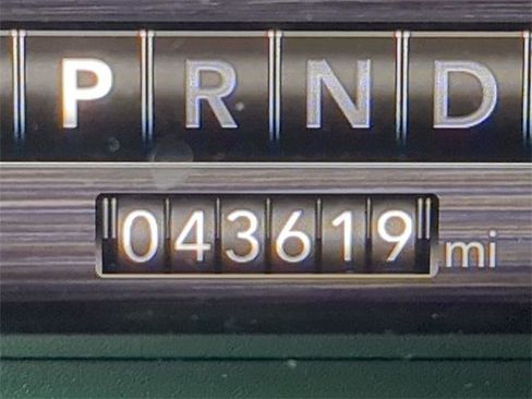 Certified 2022 RAM 3500 Laramie image 35