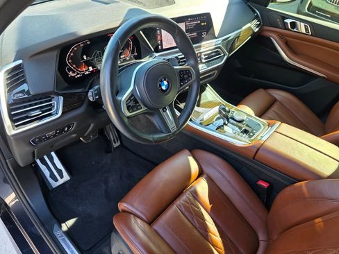 Used 2019 BMW X5 xDrive40i w/ M Sport Package AWD/4WD image 10