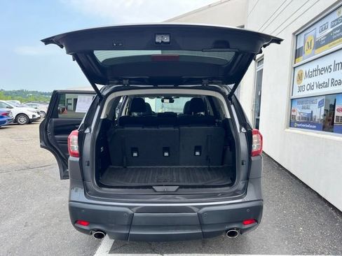 Used 2023 Subaru Ascent Limited w/ Technology Package AWD/4WD image 33