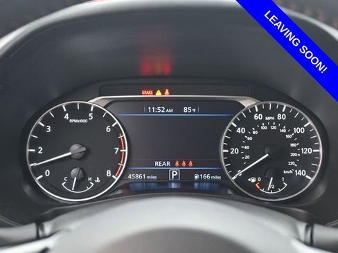Used 2023 Nissan Altima 2.5 SR FWD image 10