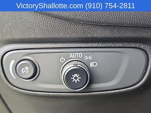 Used 2022 Chevrolet Equinox LT FWD image 13