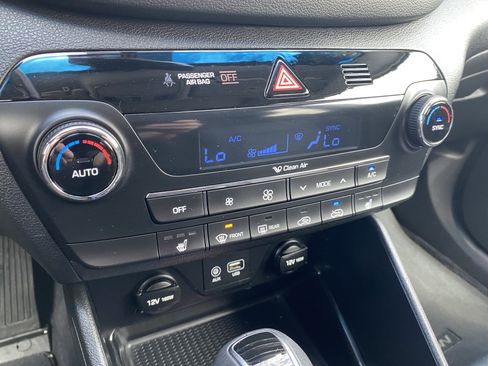 Used 2017 Hyundai Tucson Value AWD/4WD image 33