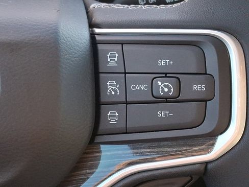 Used 2022 Jeep Wagoneer Series II w/ Premium Group I image 24