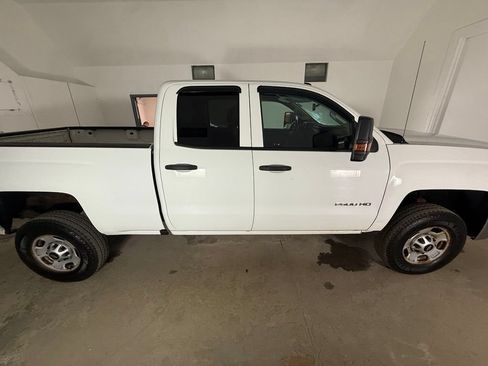 Used 2019 Chevrolet Silverado 2500 W/T AWD/4WD image 6