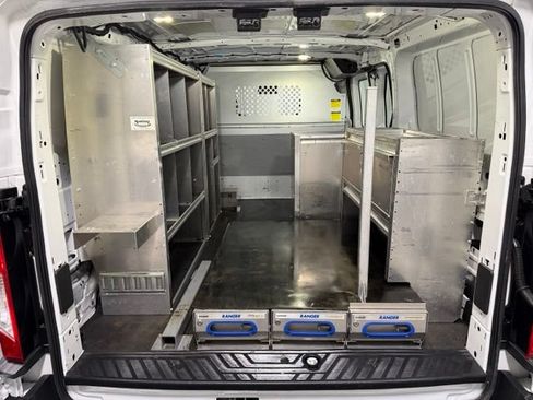 Used 2015 Ford Transit 250 130 Low Roof RWD image 8