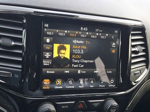 Used 2020 Jeep Grand Cherokee Limited X image 28