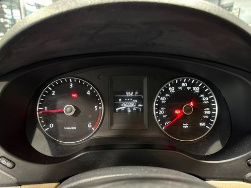 Used 2012 Volkswagen Jetta TDI FWD image 19