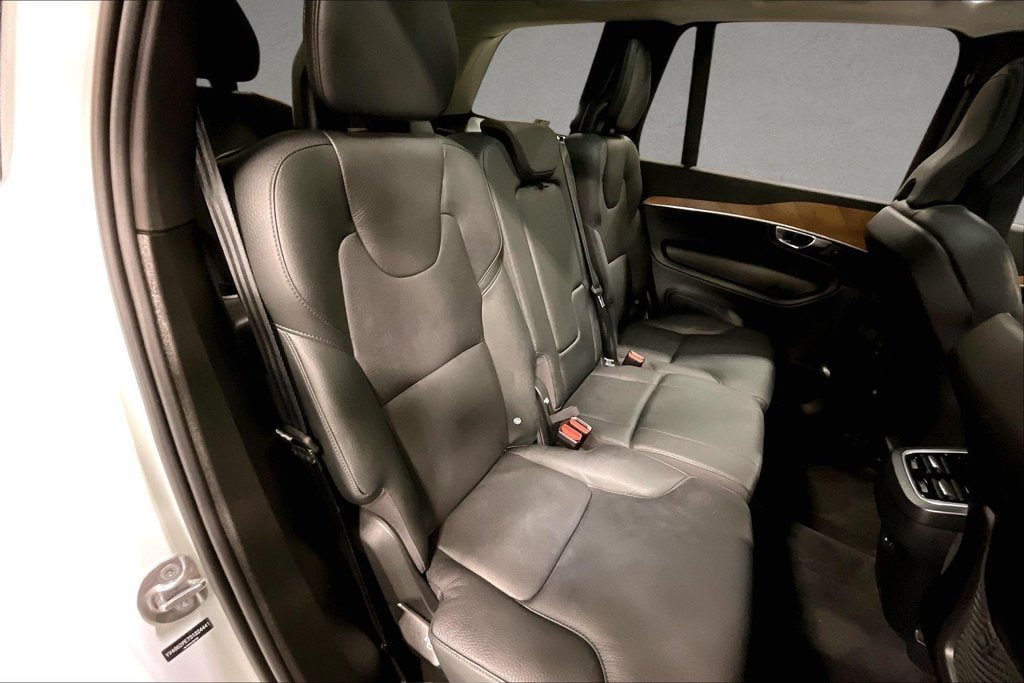 Certified 2025 Volvo XC90 B6 Plus w/ Protection Package Premier AWD/4WD image 26