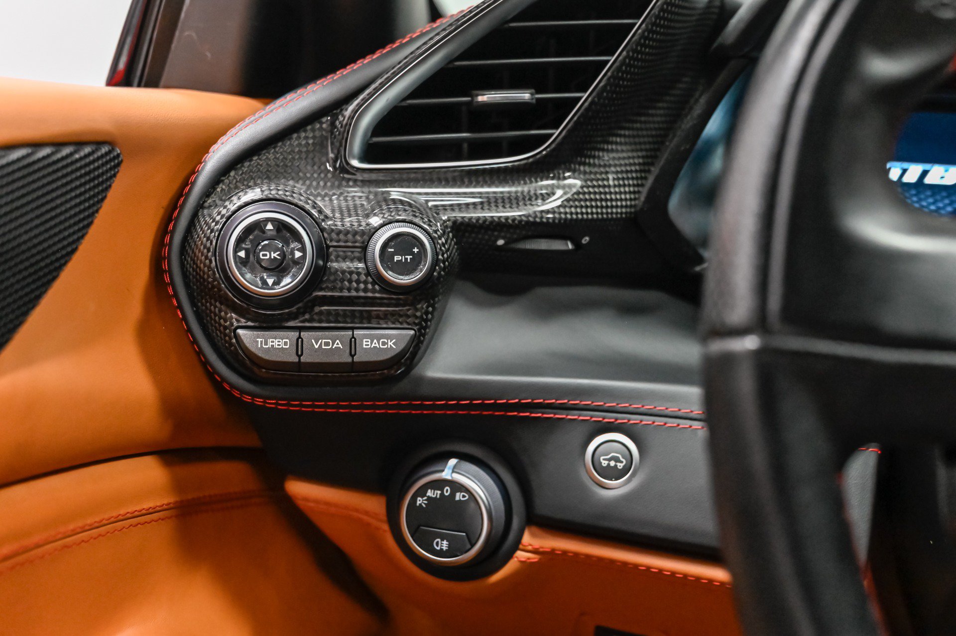 Used 2018 Ferrari 488 GTB RWD image 42