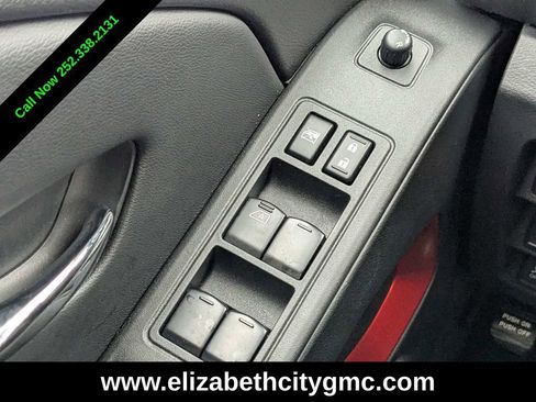 Used 2025 Nissan Frontier PRO-4X image 22