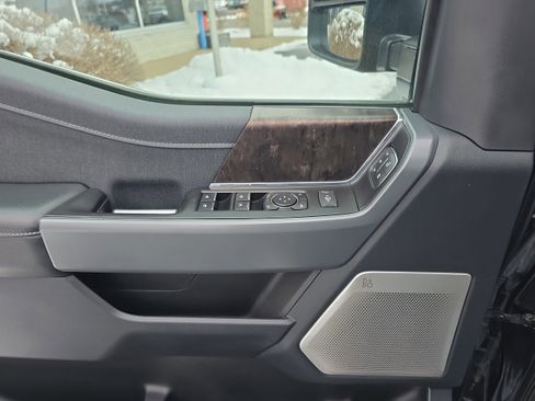 Used 2022 Ford F150 Lariat w/ Equipment Group 502A High image 21