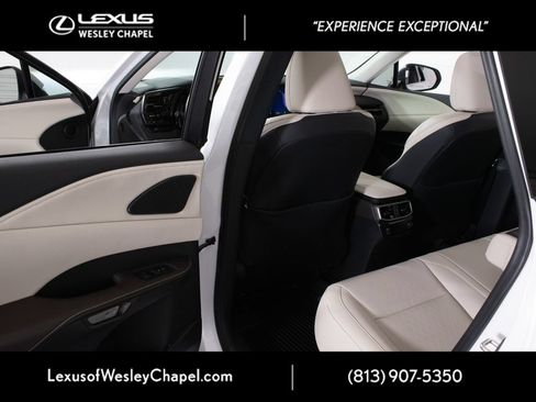 Used 2024 Lexus RX 350 Premium Plus w/ Convenience Package FWD image 14