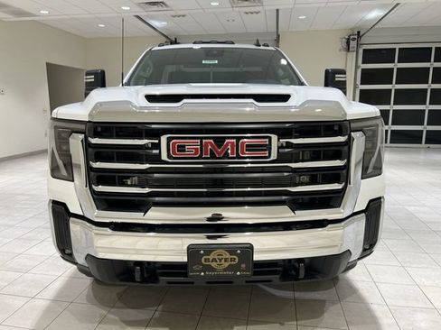 New 2026 GMC Sierra 3500 SLE w/ SLE Convenience Package AWD/4WD image 8