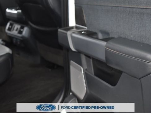 Used 2023 Ford F150 Lightning Lariat image 15